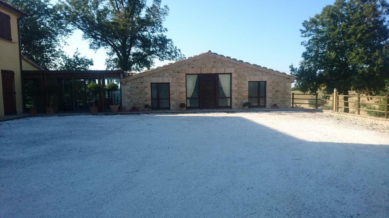 Agriturismo "Le Piagge" Castelplanio Ngoại thất bức ảnh